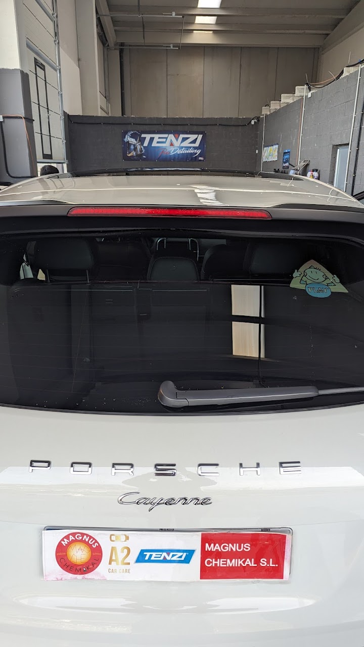 Porsche Cayenne en nuestro taller